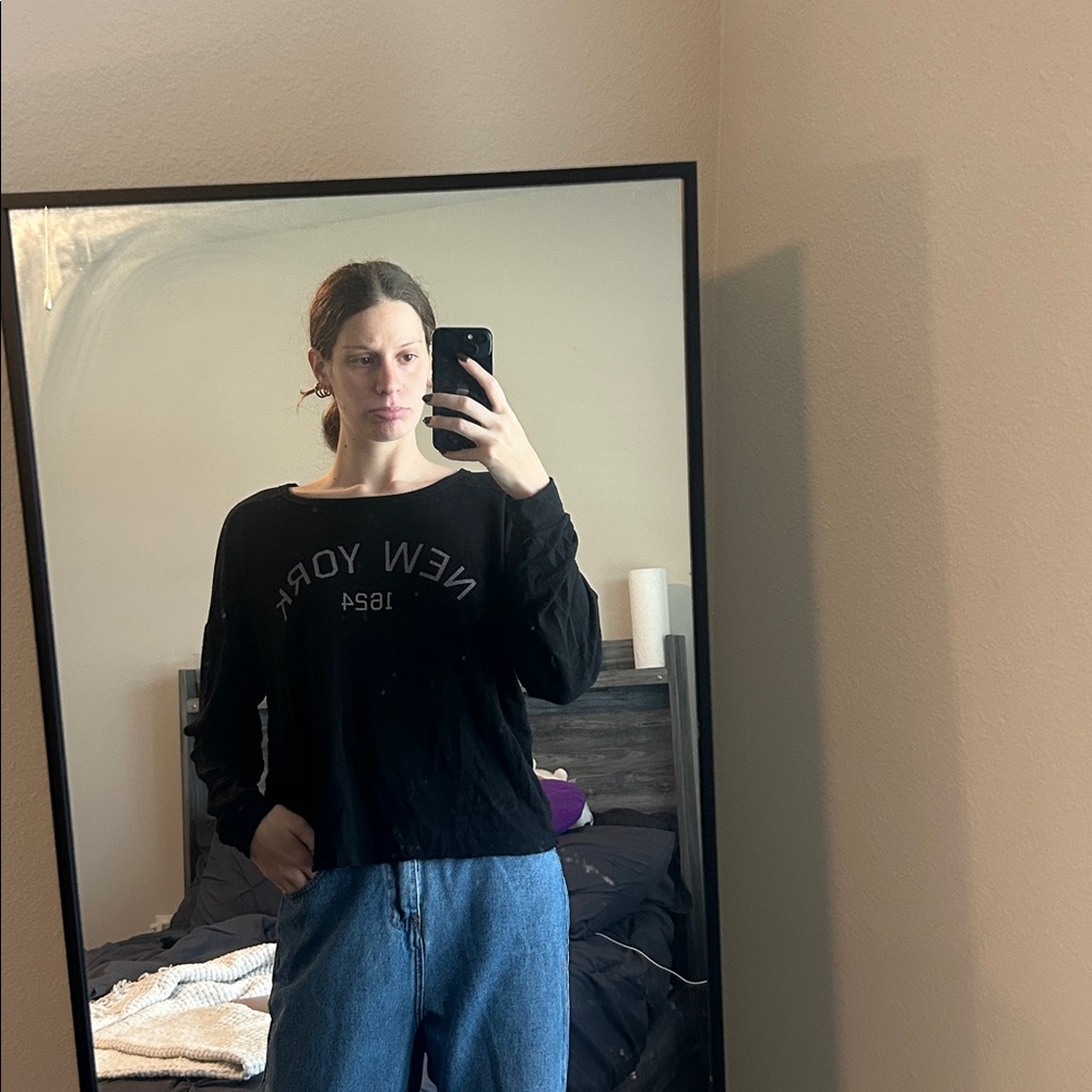 Very Soft Black New York Graphic Long Sleeve Shirt